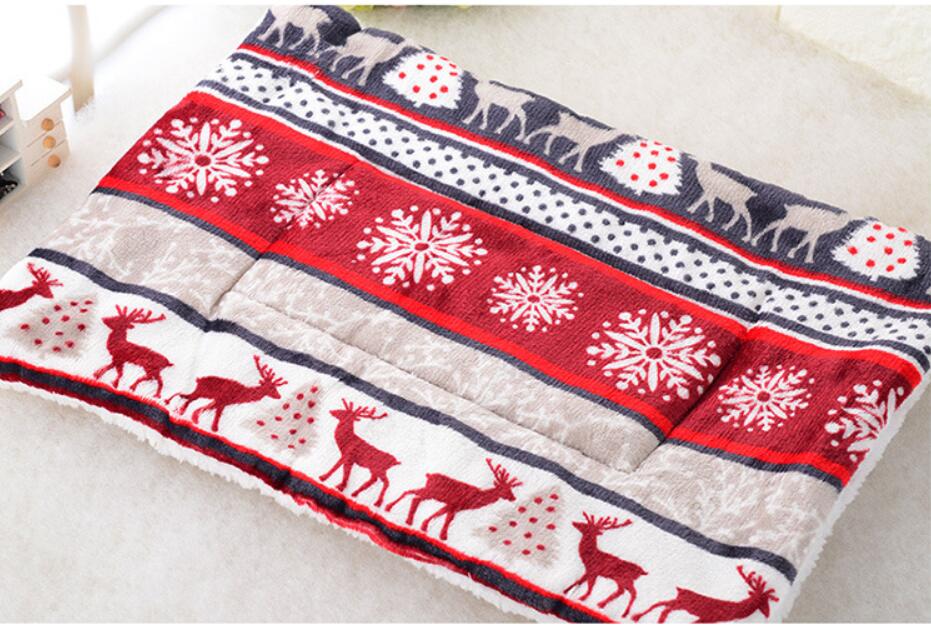 Deer print plush flannel pet blanket